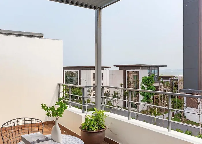 Apartment Ho Icon40 - 1 Den 5 Phong Ngu Ha Long